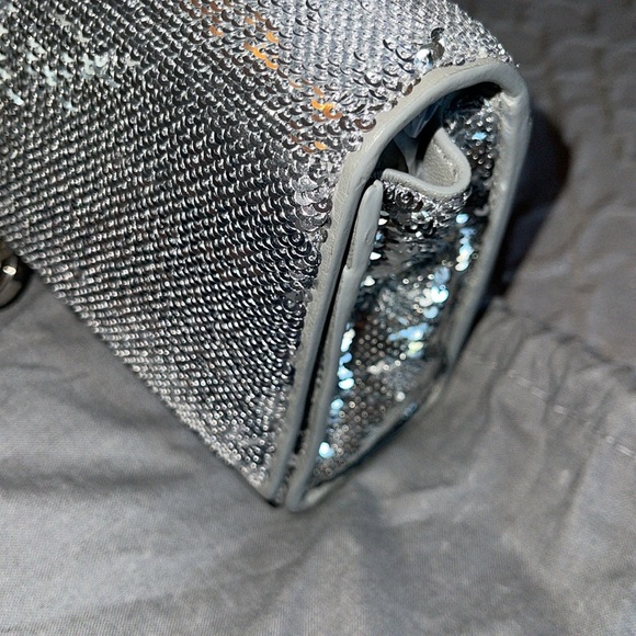 Preloved Balenciaga hourglass sequence silver gorgeous condition 7 1/2”W 4 1/2 H - Picture 4 of 13